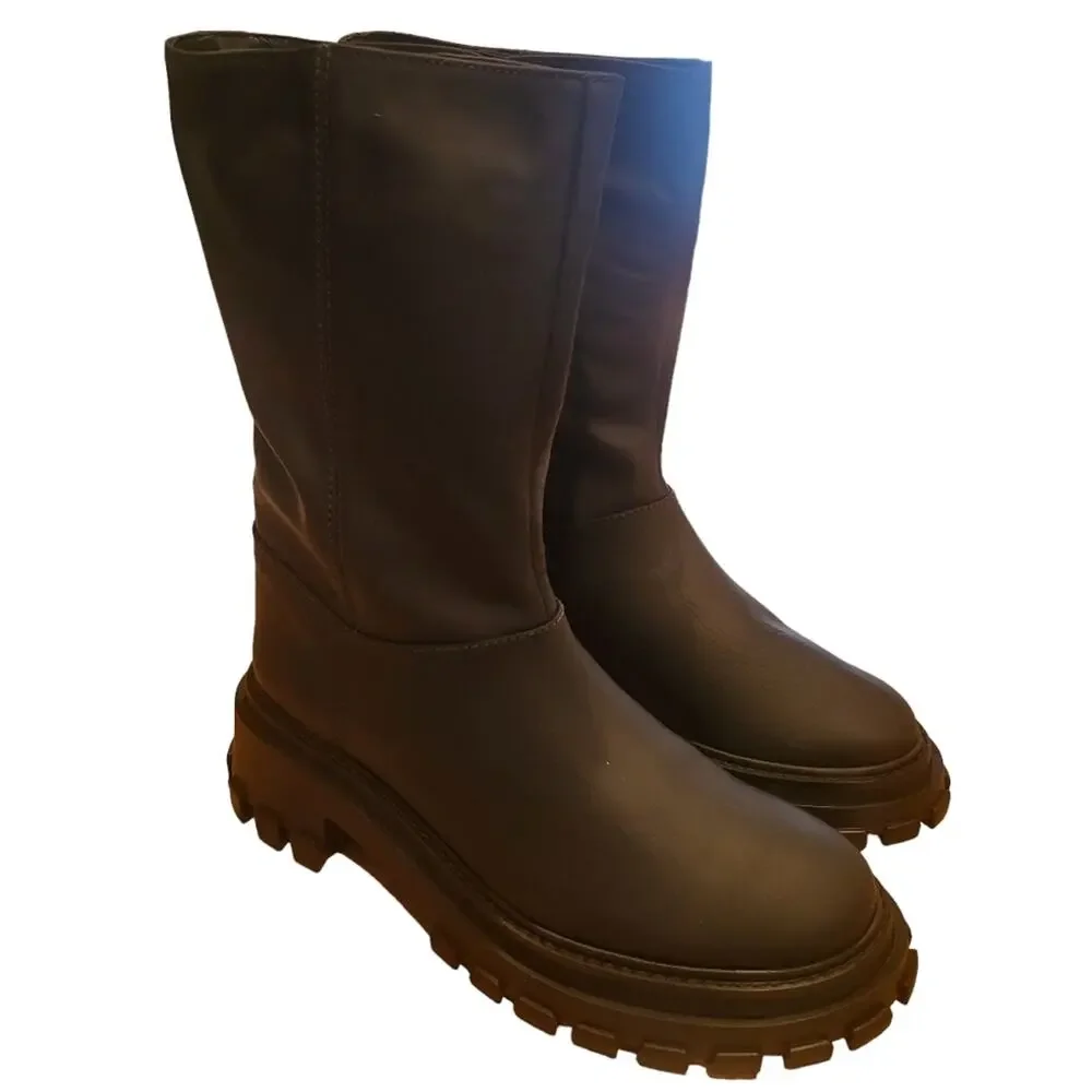 Schutz Juany Winter Black Rounded Toe Mid Calf Lug Sole Block Heel Boots 8.5 - Picture 6 of 10